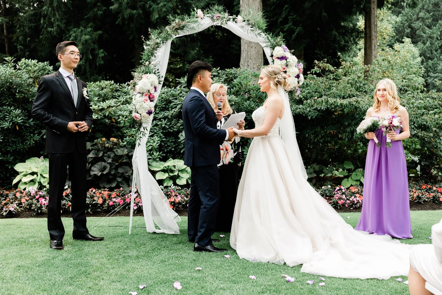 Wedding ceremony | Vancouver wedding photographer | Westwood Plateau Golf Club Wedding