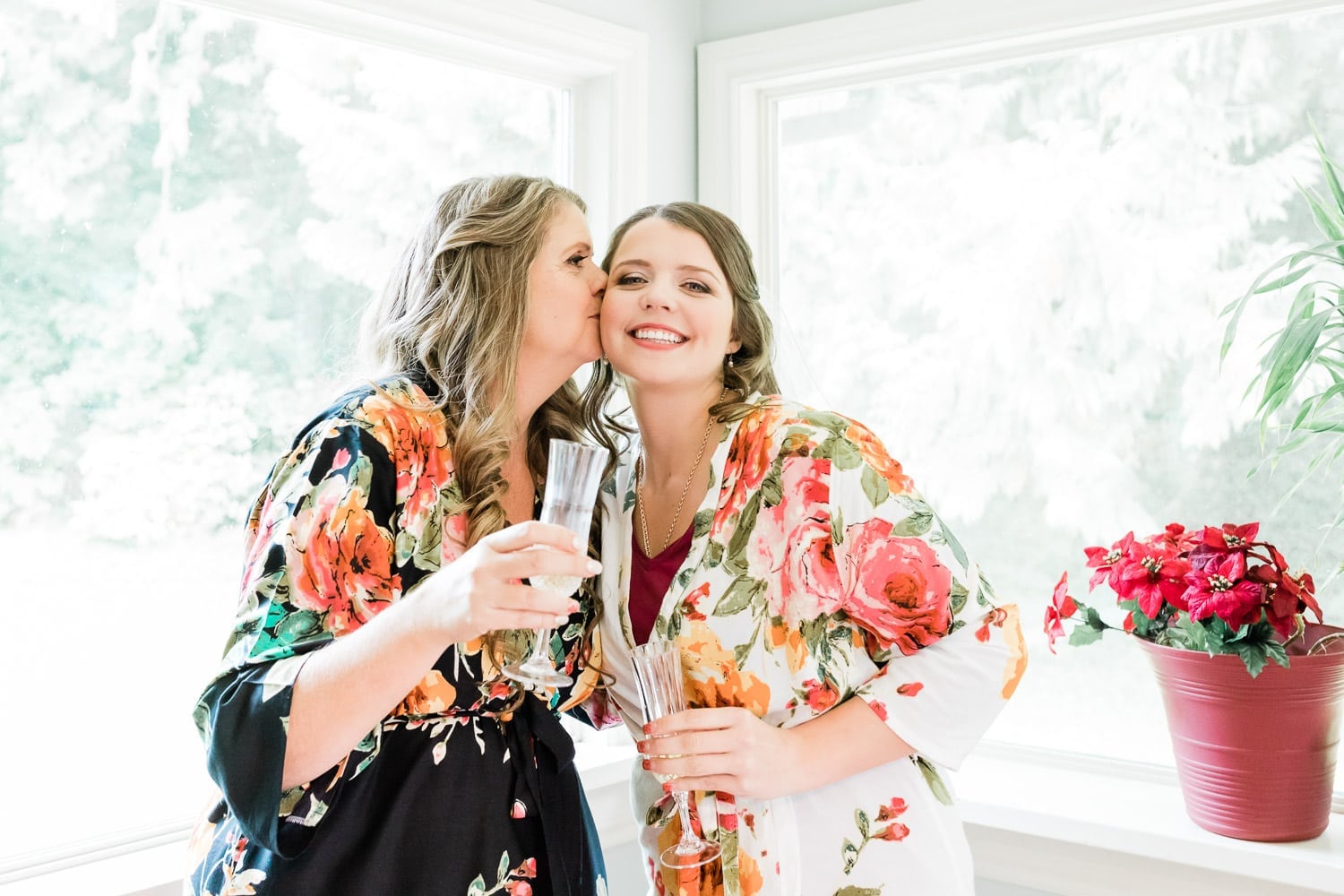 Bride and her mother with champagne | Vancouver wedding photographer