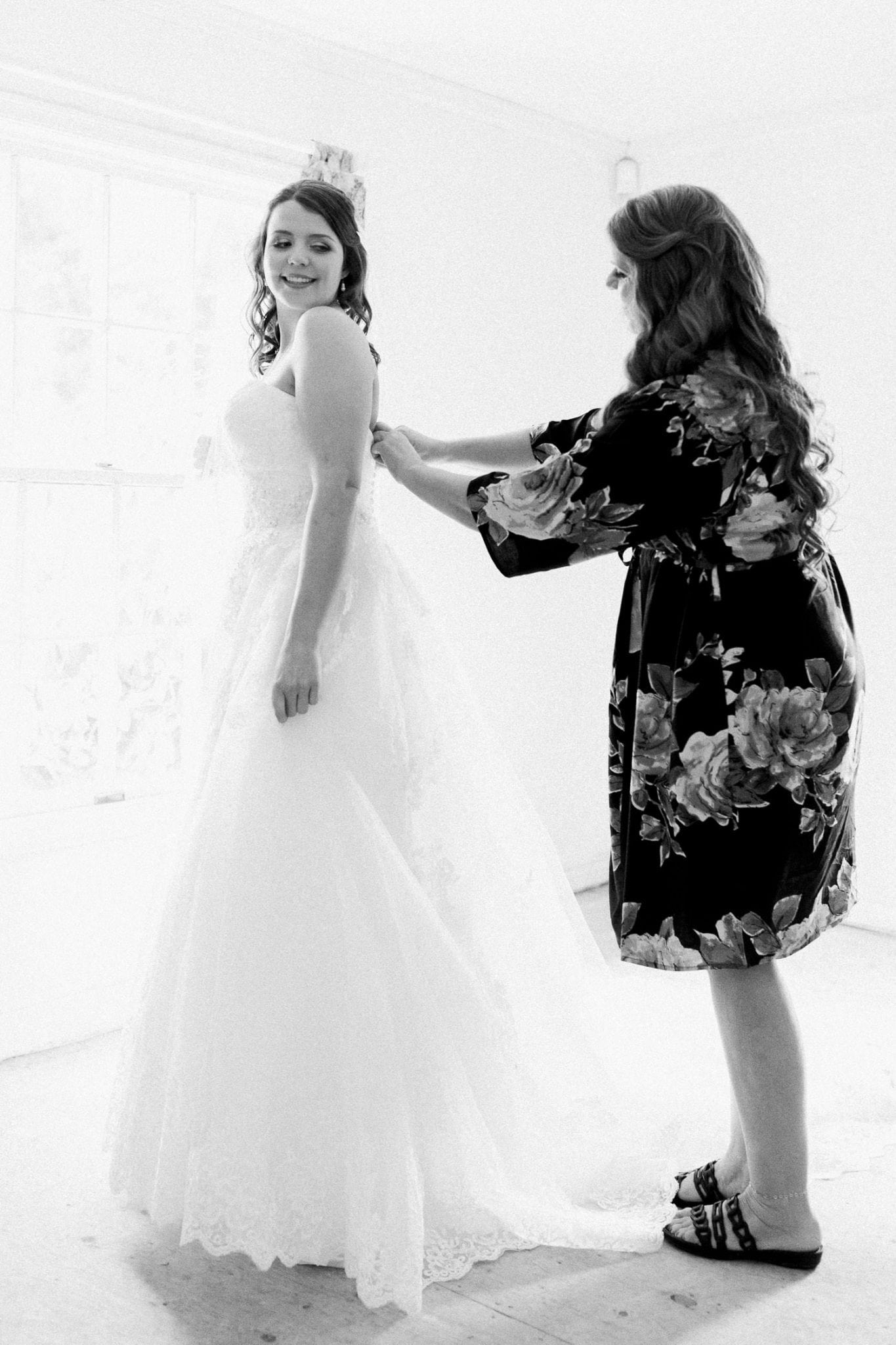 Bride and her mother in b/w | Vancouver wedding photographer